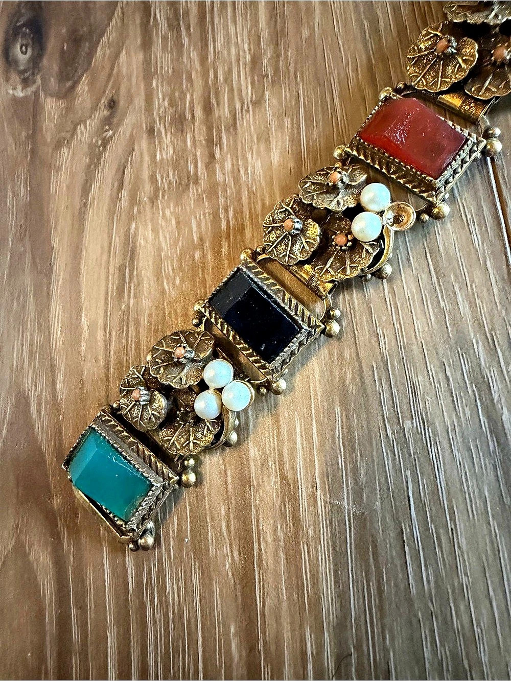 Multicolor Statement Bracelet - Picture 3 of 6